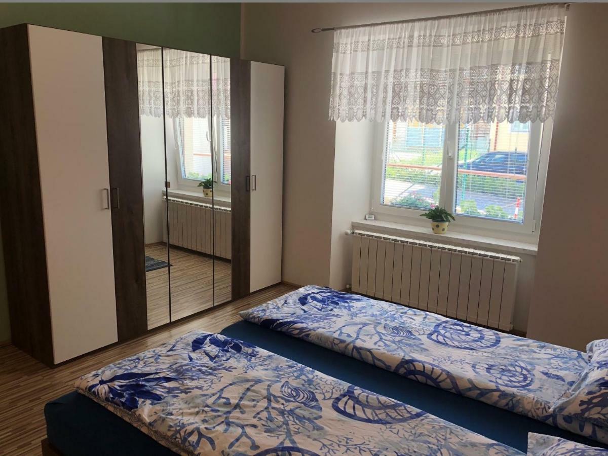 Apartma Mahnic Постойна Екстериор снимка